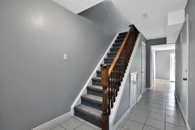 44 - 1155 Paramount Dr, Townhouse with 3 bedrooms, 2 bathrooms and 1 parking in Hamilton ON | Image 6