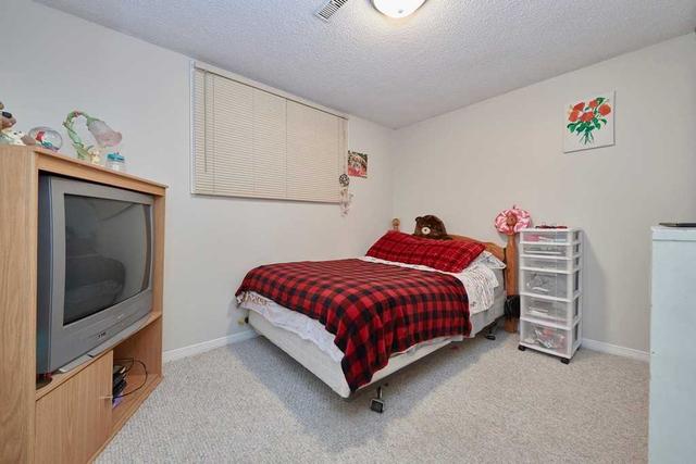 331 Duckworth St, House detached with 4 bedrooms, 2 bathrooms and 7 parking in Barrie ON | Image 13