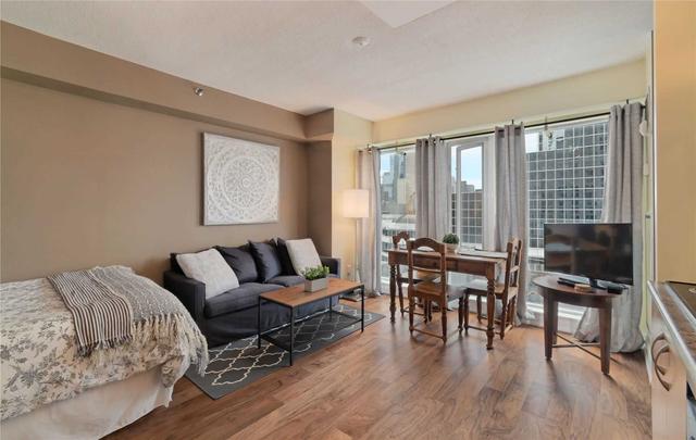 1106 - 200 Victoria St, Condo with 0 bedrooms, 1 bathrooms and 0 parking in Toronto ON | Image 23