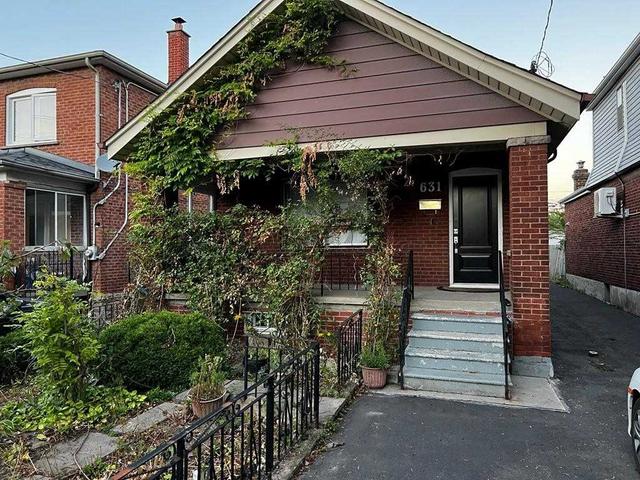 main - 631 Glenholme Ave, House detached with 2 bedrooms, 1 bathrooms and 1 parking in Toronto ON | Card Image