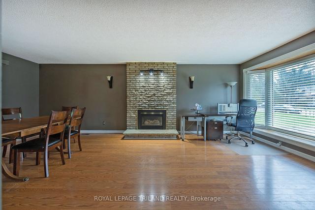 1379 Kostis Ave, House detached with 3 bedrooms, 1 bathrooms and 14 parking in London ON | Image 36