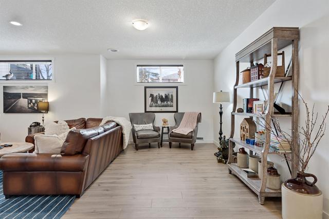 25 Simcoe Bay Sw, House detached with 3 bedrooms, 3 bathrooms and 4 parking in Calgary AB | Image 29