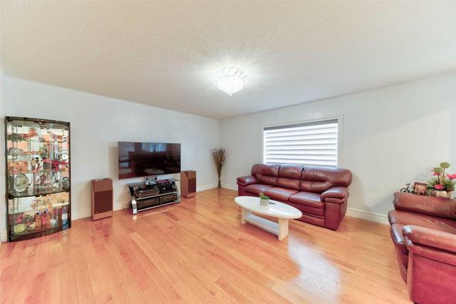 15 Chiara Dr, House detached with 3 bedrooms, 4 bathrooms and 6 parking in Vaughan ON | Image 37