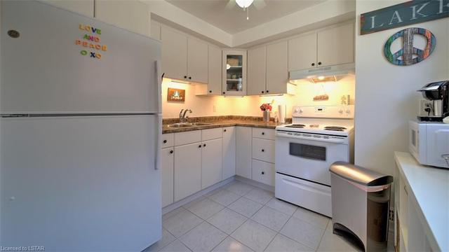 117 Cecilia Avenue, House semidetached with 3 bedrooms, 1 bathrooms and null parking in London ON | Image 36