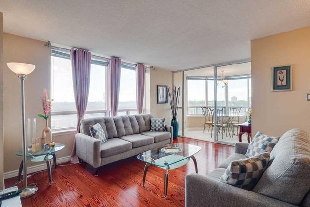 781 - 1 Greystone Walk Dr, Condo with 2 bedrooms, 2 bathrooms and 1 parking in Toronto ON | Image 5