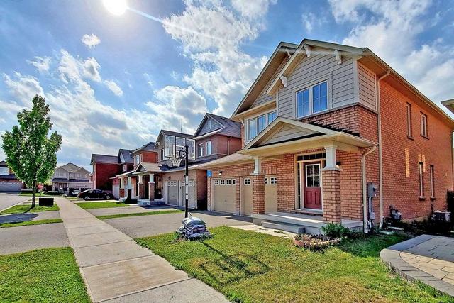 61 Overhold Cres, House detached with 4 bedrooms, 3 bathrooms and 5 parking in Richmond Hill ON | Image 23