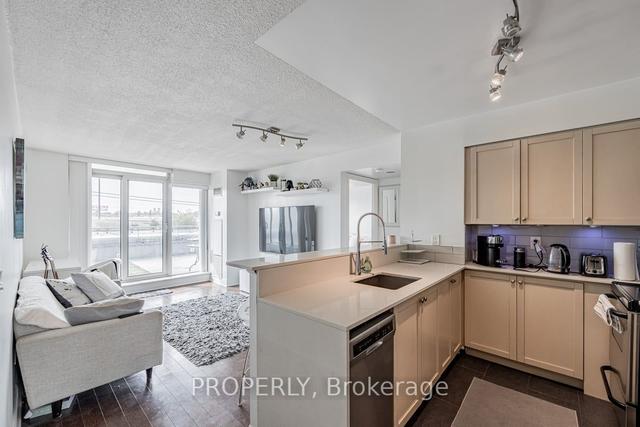 504 - 2121 Lakeshore Blvd W, Condo with 1 bedrooms, 1 bathrooms and 1 parking in Toronto ON | Image 2
