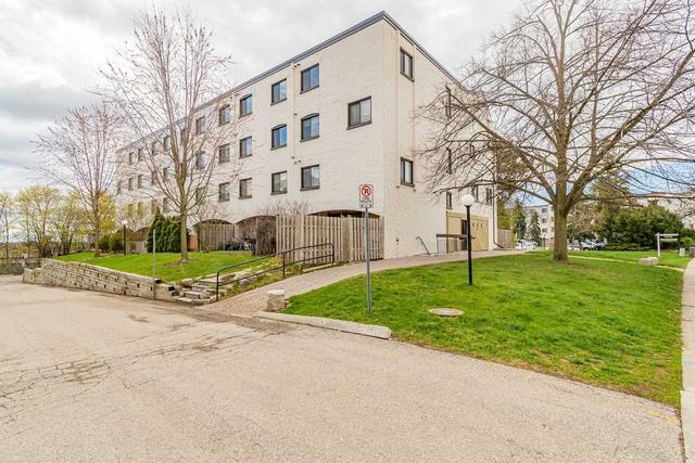 86 - 1036 Falgarwood Dr, Townhouse with 3 bedrooms, 2 bathrooms and 1 parking in Oakville ON | Image 31