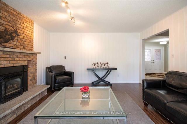 111 Pinewarbler Dr, House detached with 4 bedrooms, 4 bathrooms and 4 parking in Hamilton ON | Image 13