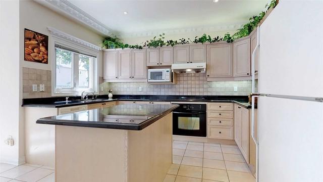 255 Boake Tr, House detached with 5 bedrooms, 4 bathrooms and 5 parking in Richmond Hill ON | Image 8