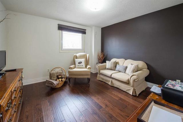 15 Arisaig Dr, House detached with 3 bedrooms, 4 bathrooms and 6 parking in Vaughan ON | Image 14