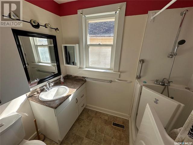 2317 Athol Street, House detached with 2 bedrooms, 1 bathrooms and null parking in Regina SK | Image 9