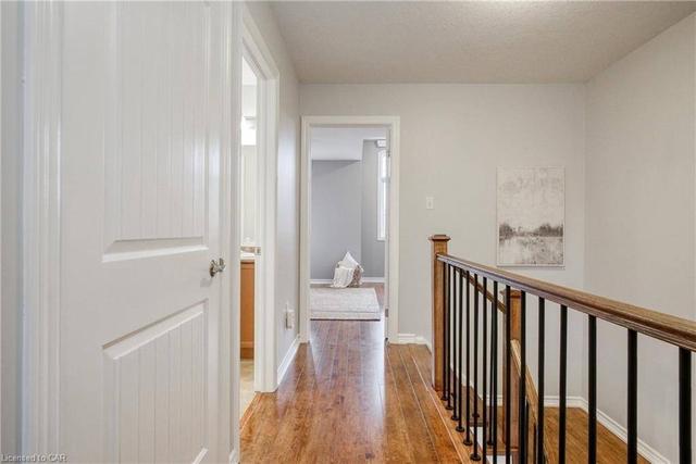 95 Lambeth Way, Townhouse with 3 bedrooms, 3 bathrooms and 2 parking in Guelph ON | Image 25