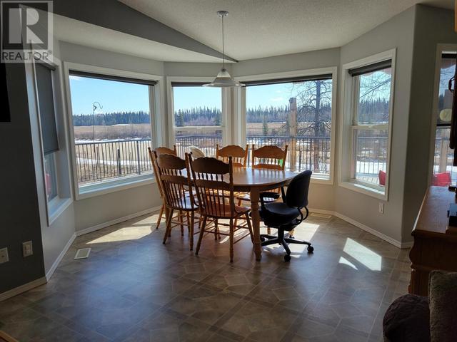 447 Dock Avenue, House other with 2 bedrooms, 2 bathrooms and null parking in Bulkley Nechako D BC | Image 9