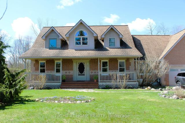 3608 Linda St, House detached with 4 bedrooms, 3 bathrooms and 8 parking in Innisfil ON | Image 12