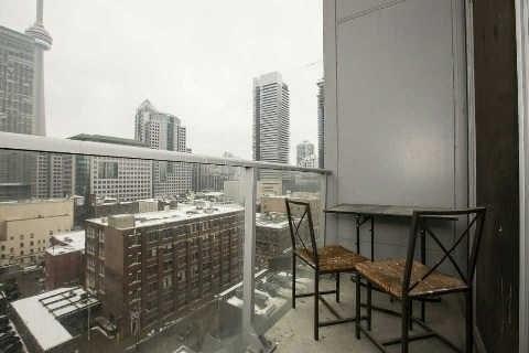 lph30 - 21 Nelson St, Condo with 1 bedrooms, 2 bathrooms and 1 parking in Toronto ON | Image 17