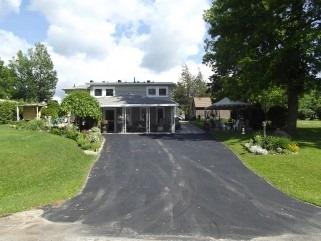 56 Mcgill Dr, House detached with 1 bedrooms, 3 bathrooms and 6 parking in Kawartha Lakes ON | Image 1