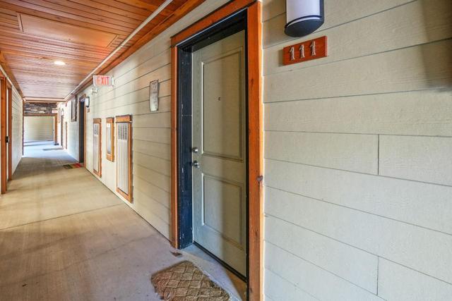 111 - 5570 Broadwater Rd, Condo with 2 bedrooms, 2 bathrooms and null parking in Central Kootenay J BC | Image 2