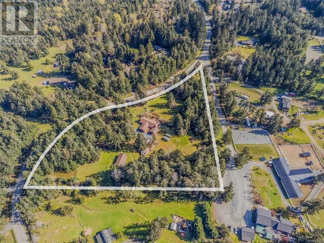 2050 Sanders Rd, House detached with 4 bedrooms, 3 bathrooms and 4 parking in Nanaimo E BC | Image 13