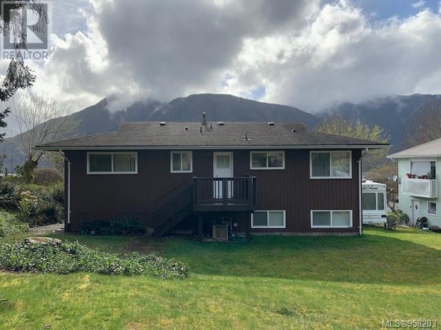925 Haida Ave, House detached with 3 bedrooms, 3 bathrooms and 4 parking in Port Alice BC | Image 4