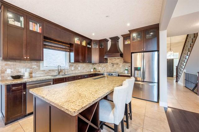 37 Sweeney Dr, House detached with 3 bedrooms, 4 bathrooms and 4 parking in Guelph ON | Image 22