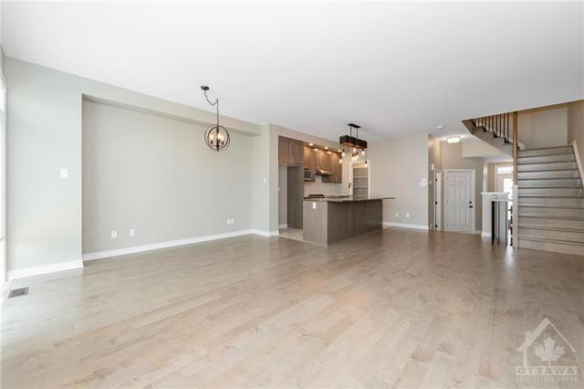 942 Geographe Terrace, Townhouse with 3 bedrooms, 3 bathrooms and 3 parking in Ottawa ON | Image 11