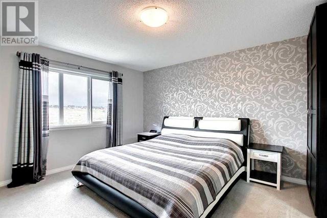 101 Mount Rae Heights, House detached with 3 bedrooms, 3 bathrooms and 4 parking in Okotoks AB | Image 19
