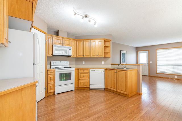 478 Jenkins Drive, Home with 2 bedrooms, 1 bathrooms and 1 parking in Red Deer County AB | Image 6