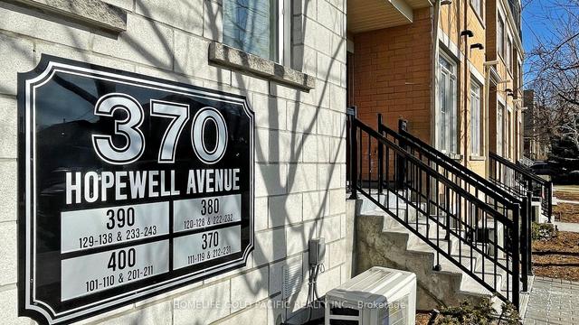 116 - 370 Hopewell Ave, Townhouse with 2 bedrooms, 2 bathrooms and 1 parking in Toronto ON | Image 23