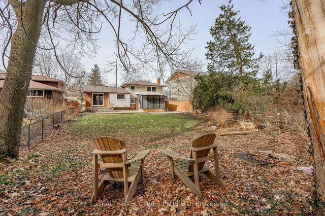 22 Cedar St, House detached with 3 bedrooms, 2 bathrooms and 5 parking in Guelph ON | Image 29