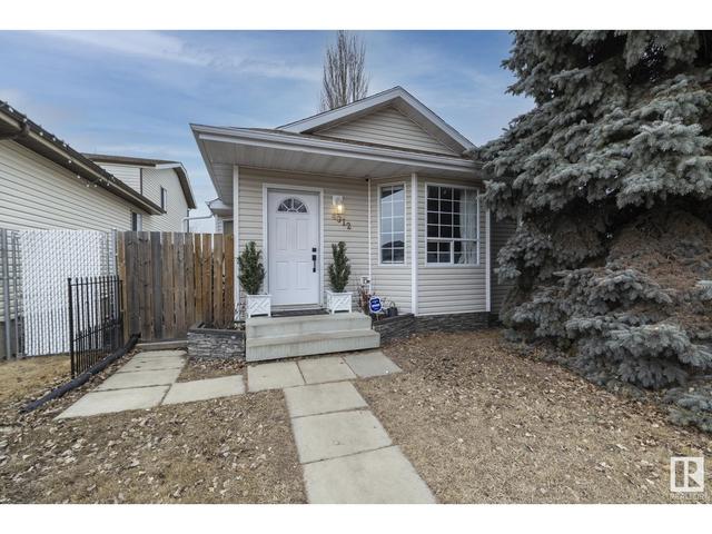 4012 53 St, House detached with 4 bedrooms, 2 bathrooms and null parking in Gibbons AB | Image 1