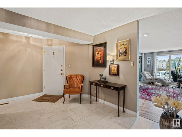 305 - 8707 107 St Nw, Condo with 2 bedrooms, 2 bathrooms and null parking in Edmonton AB | Image 10