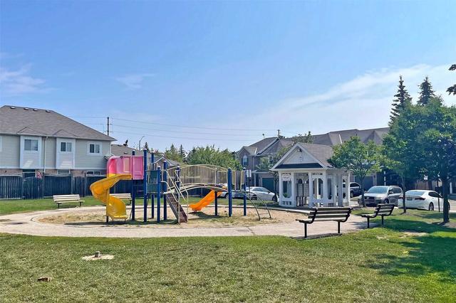 28 - 46 Brisbane Crt, Townhouse with 3 bedrooms, 4 bathrooms and 2 parking in Brampton ON | Image 35