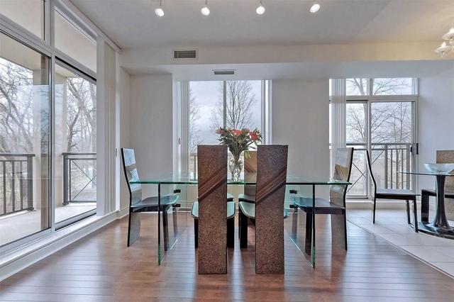 209 - 1105 Leslie St, Condo with 2 bedrooms, 2 bathrooms and 2 parking in Toronto ON | Image 2