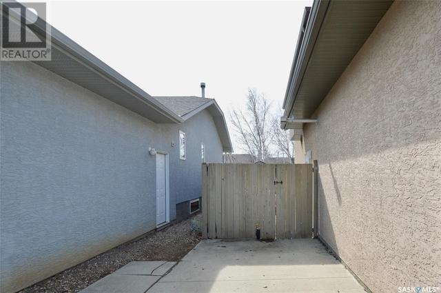 114 Bourgonje Crescent, House detached with 5 bedrooms, 4 bathrooms and null parking in Saskatoon SK | Image 9