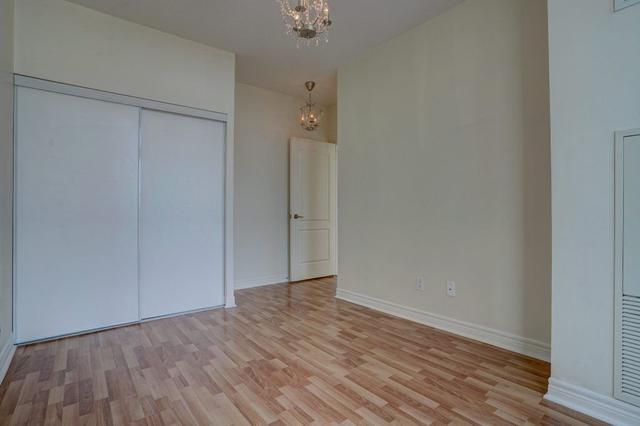 uph03 - 60 Town Centre Crt, Condo with 2 bedrooms, 1 bathrooms and 1 parking in Toronto ON | Image 9