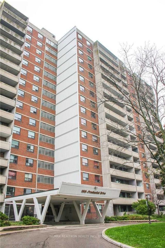 808 - 100 Prudential Dr, Condo with 3 bedrooms, 2 bathrooms and 1 parking in Toronto ON | Image 1