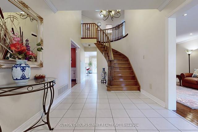 5249 Champlain Tr, House detached with 4 bedrooms, 4 bathrooms and 4 parking in Mississauga ON | Image 5