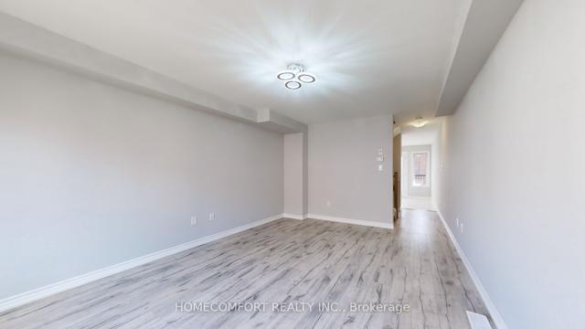 15 Justice Gdns, House detached with 2 bedrooms, 2 bathrooms and 1 parking in Toronto ON | Image 6