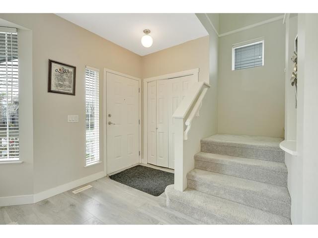 6736 184 Street, House attached with 4 bedrooms, 4 bathrooms and 3 parking in Surrey BC | Image 17