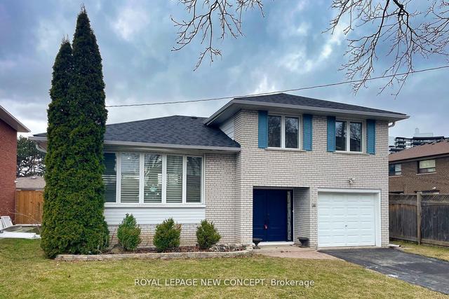 66 Stapleton Dr, House detached with 3 bedrooms, 2 bathrooms and 3 parking in Toronto ON | Image 12