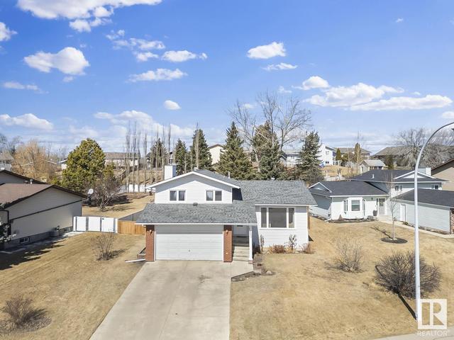 1925 Forest Dr, House detached with 4 bedrooms, 2 bathrooms and null parking in Cold Lake AB | Image 29