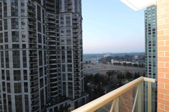 lph5 - 55 Harrison Garden Blvd, Condo with 2 bedrooms, 2 bathrooms and 1 parking in Toronto ON | Image 2
