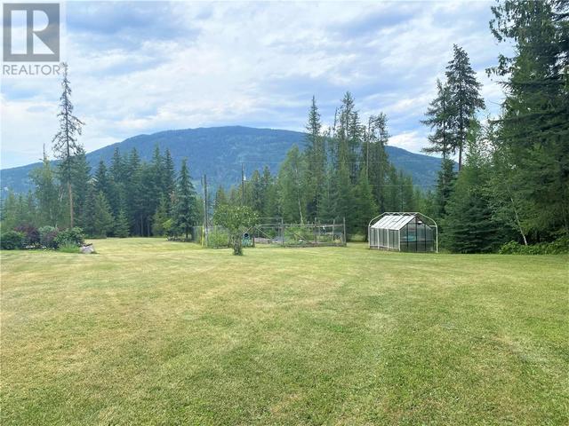 86 Campbell Road, House detached with 3 bedrooms, 2 bathrooms and 2 parking in North Okanagan E BC | Image 72