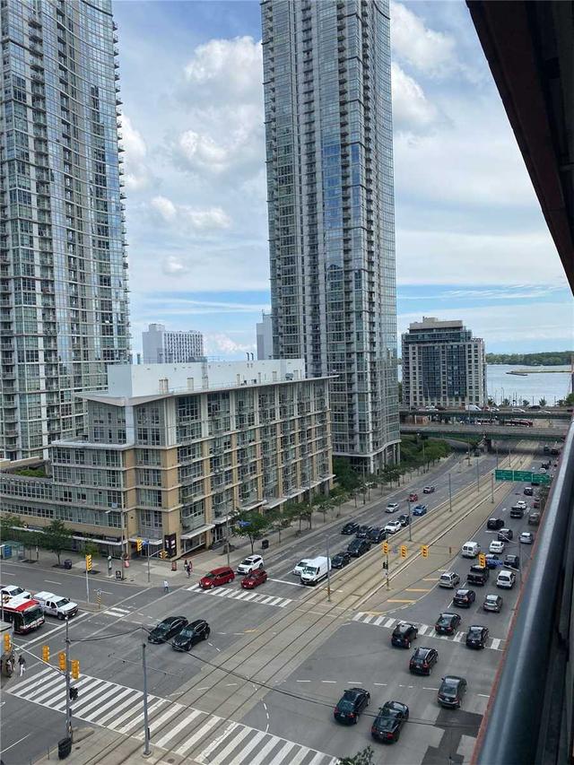 1012 - 4k Spadina Ave, Condo with 1 bedrooms, 1 bathrooms and 1 parking in Toronto ON | Image 3