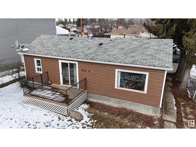 4708 47 Av, House detached with 3 bedrooms, 1 bathrooms and null parking in Drayton Valley AB | Image 1