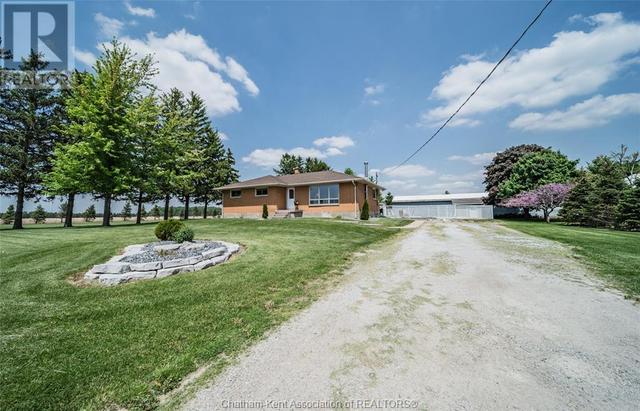 24355 Bear Line Road, House detached with 3 bedrooms, 1 bathrooms and null parking in Chatham Kent ON | Card Image