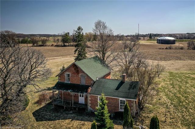 1816 42 County Road, House detached with 3 bedrooms, 1 bathrooms and null parking in Clearview ON | Image 9