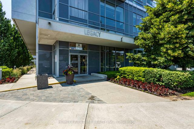 1102 - 30 Herons Hill Way, Condo with 2 bedrooms, 1 bathrooms and 1 parking in Toronto ON | Image 12
