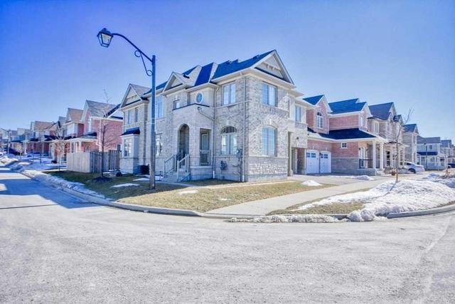 57 Turnerbury Ave, House detached with 5 bedrooms, 4 bathrooms and 2 parking in Ajax ON | Image 2